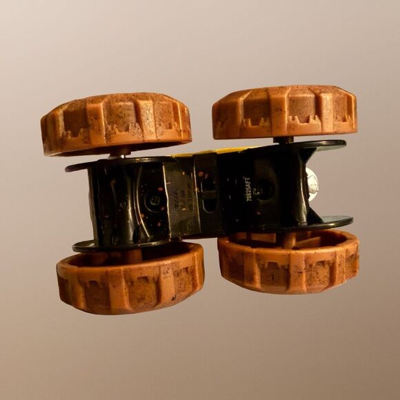 Paw Patrol Rubble’s Muddy Monster Truck Rescue Racers Toy 3.5" B23 - Picture 5 of 7